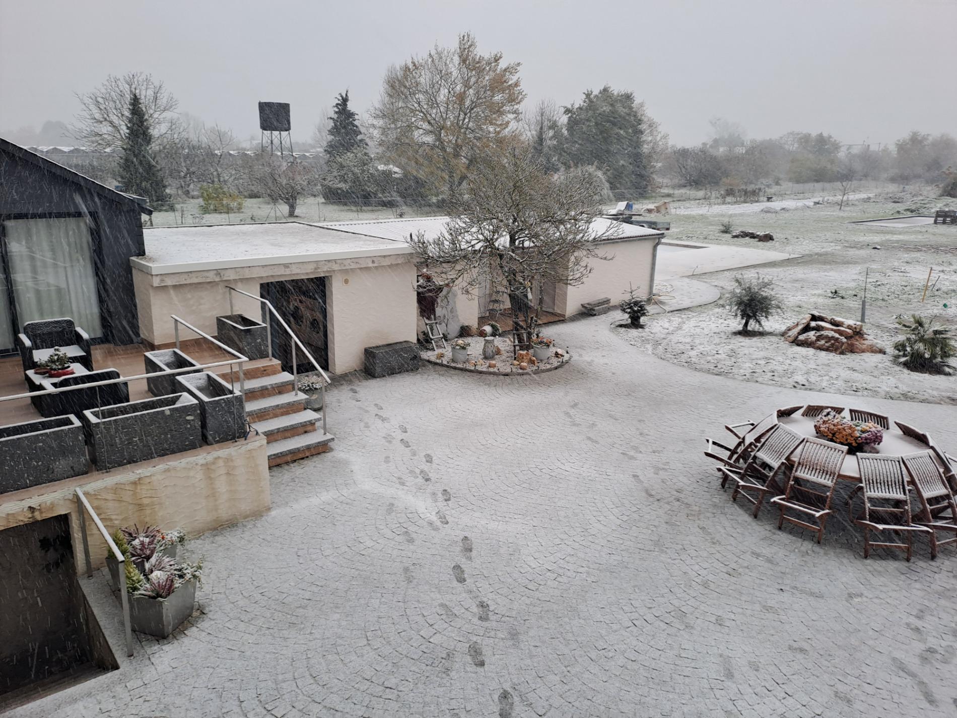 Le domaine sous la neige